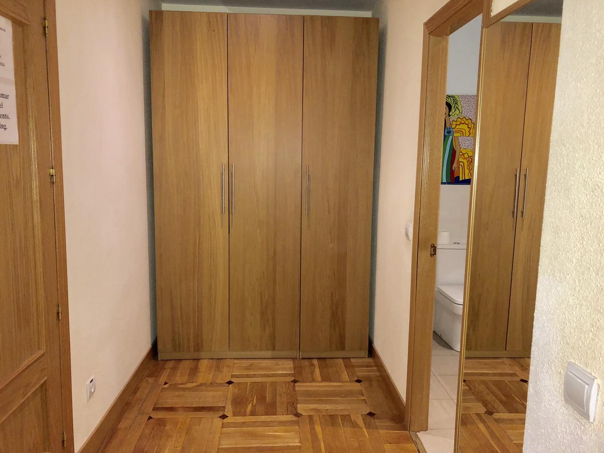 Hostal Arriaza Madrid Exteriör bild