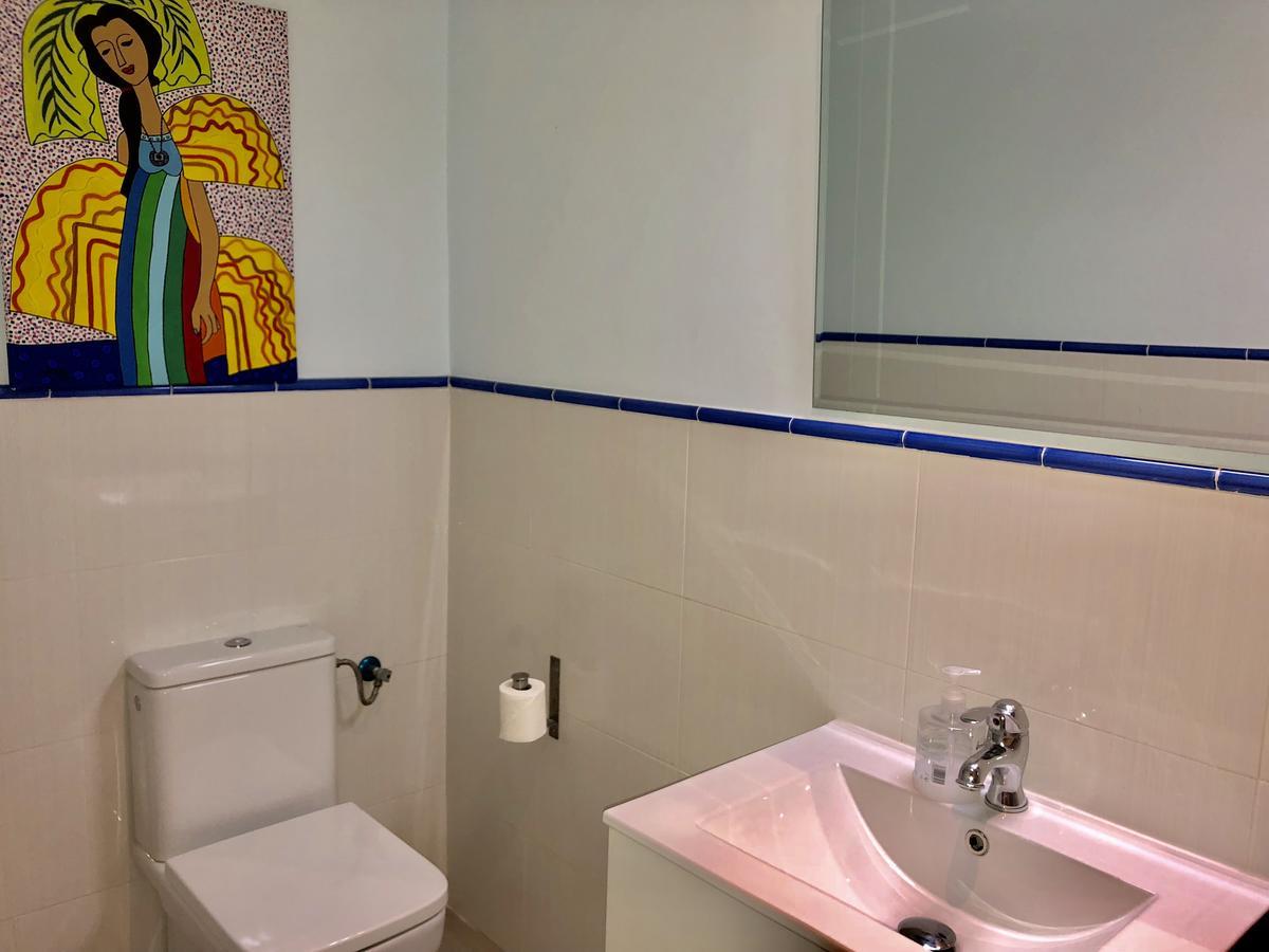 Hostal Arriaza Madrid Exteriör bild