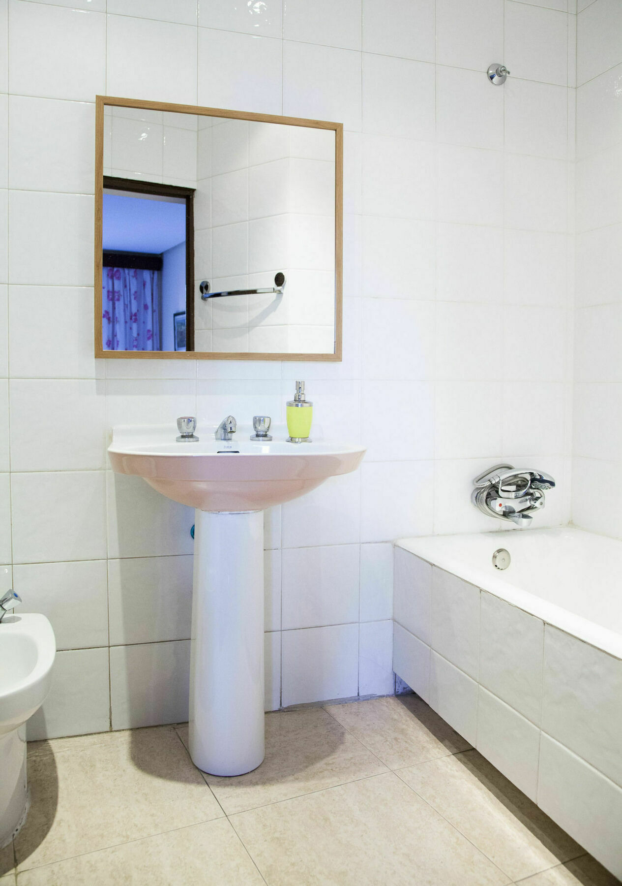 Hostal Arriaza Madrid Exteriör bild