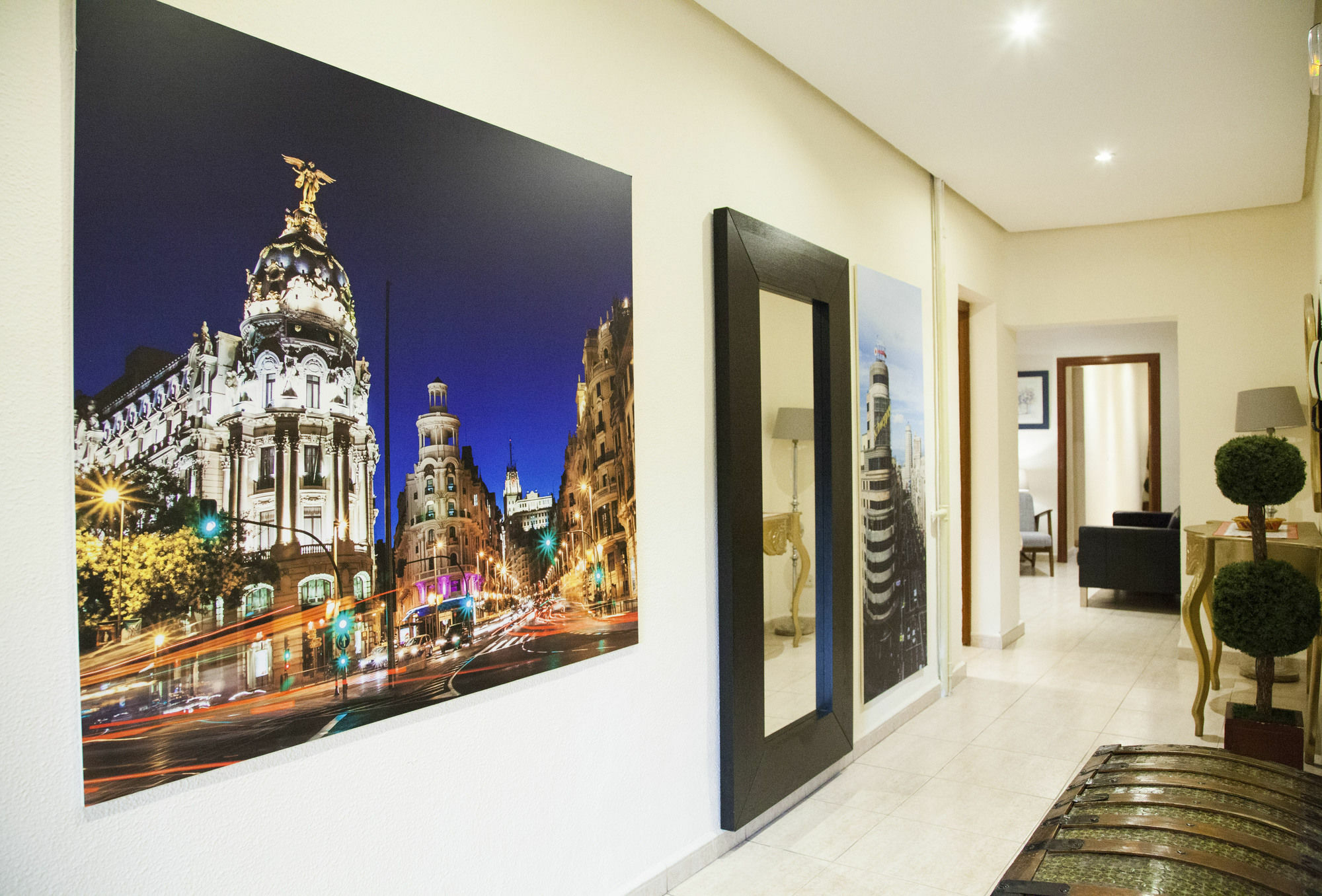 Hostal Arriaza Madrid Exteriör bild